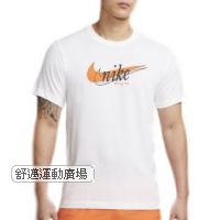 304-Nike Dri-FIT 男款跑步T 恤